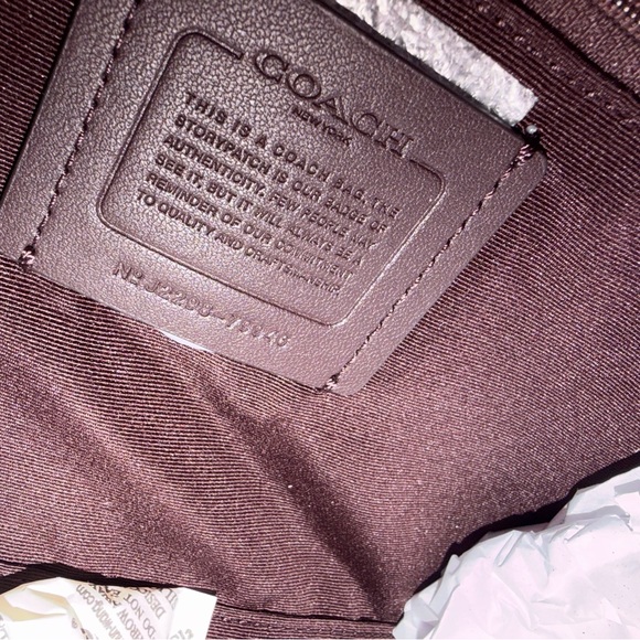 Coach Burgundy - Picture 4 of 4